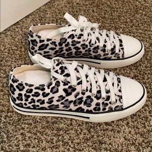 Cheetah print shoes